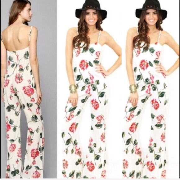 Stone Cold Fox Pants - NWT SCF Flower Power White Jumpsuit Size SCF 2